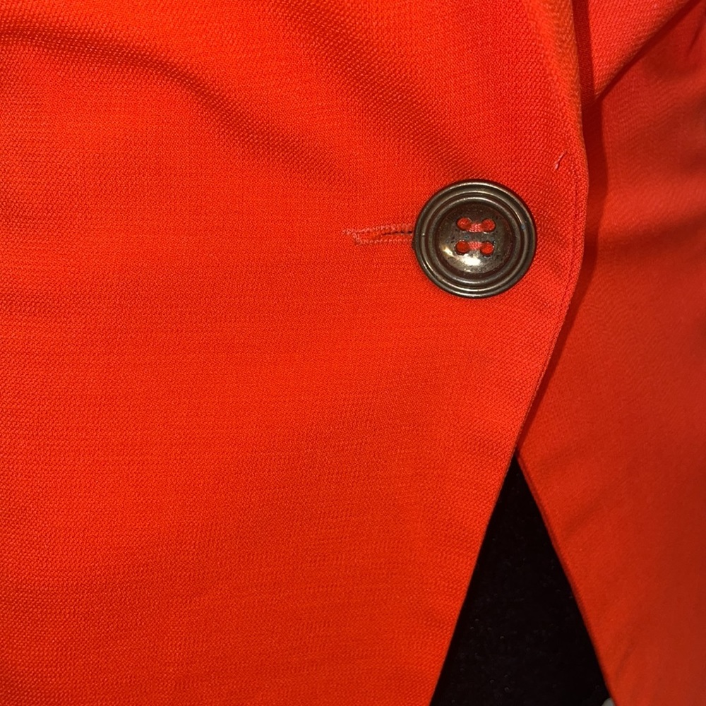 Beautiful jacket - Picture 3 of 6